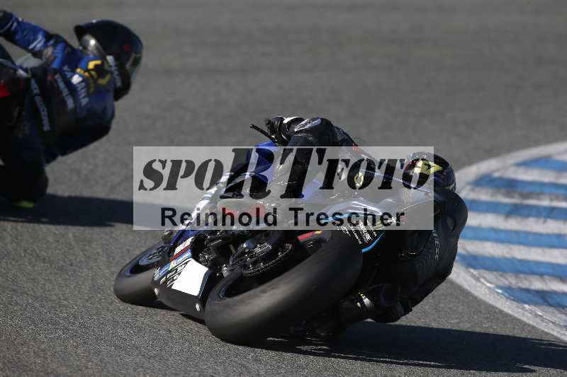 /Archiv-2024/02 29.01.-02.02.2024 Moto Center Thun Jerez/Gruppe gelb-yellow/backside